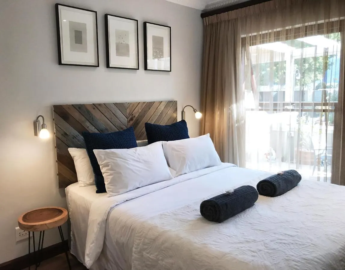 Kaya La Provence Guest House Plumstead Country house