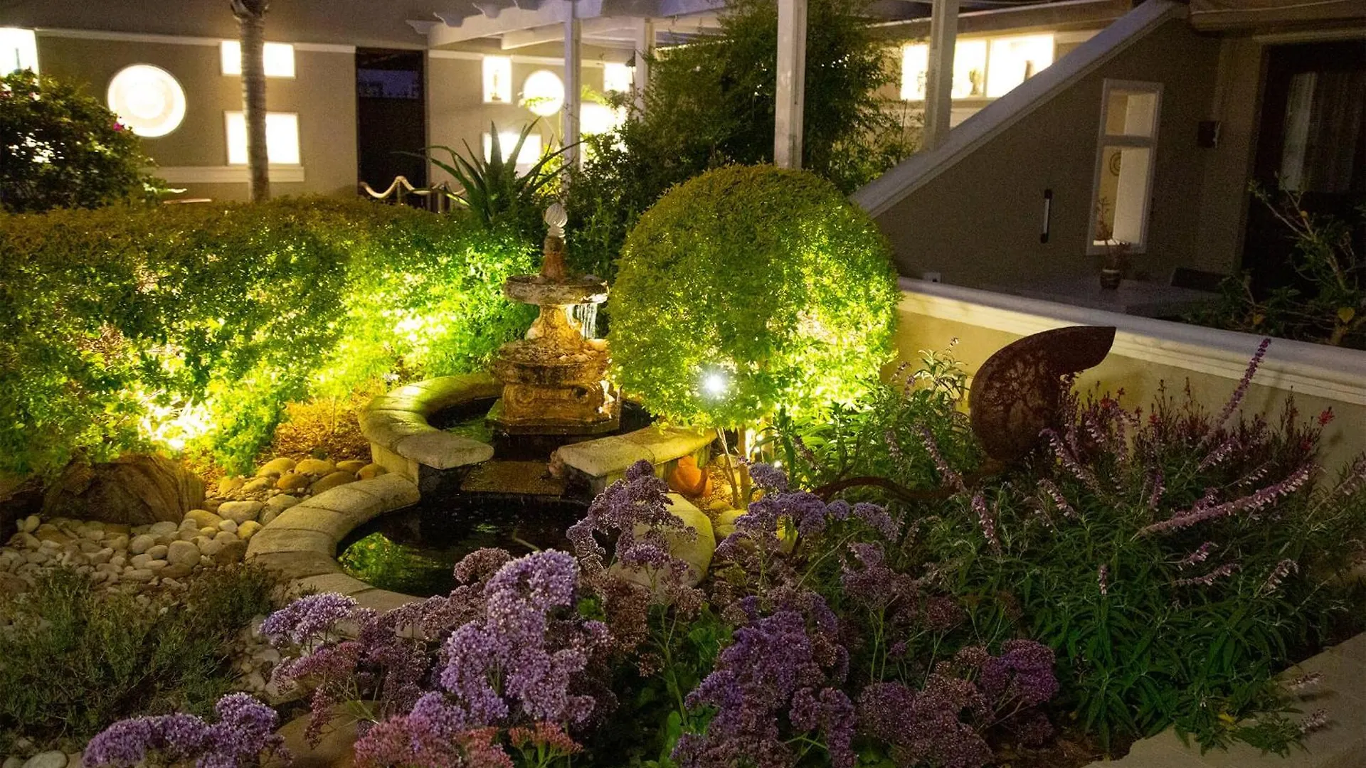 Kaya La Provence Guest House Plumstead